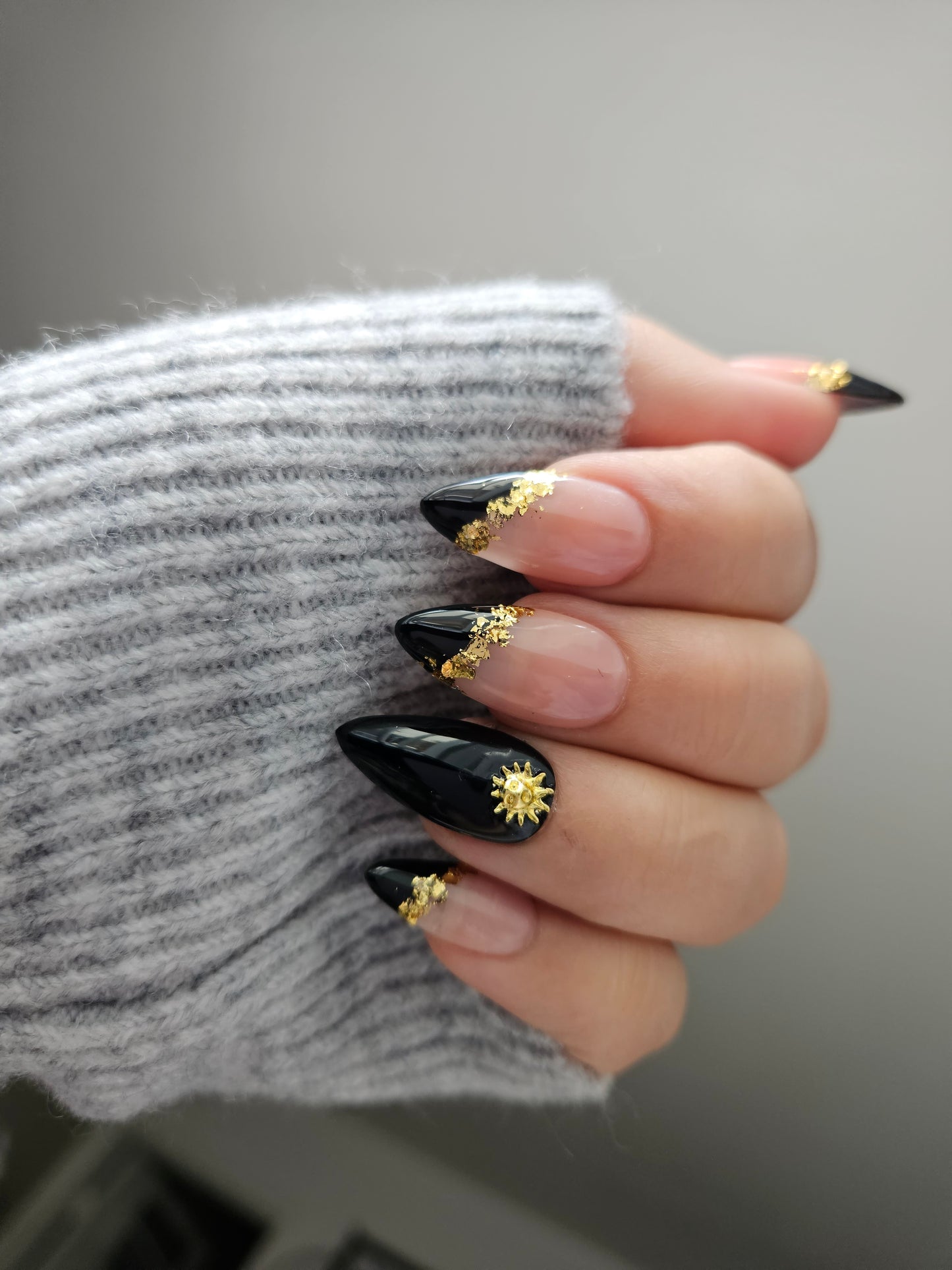 Black with gold accents ✨️🖤